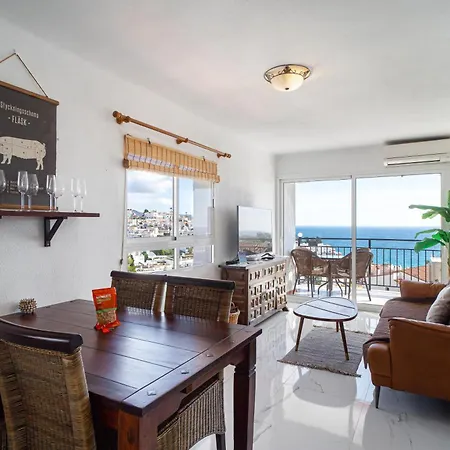 Miami 44 Seaview Casasol דירה *